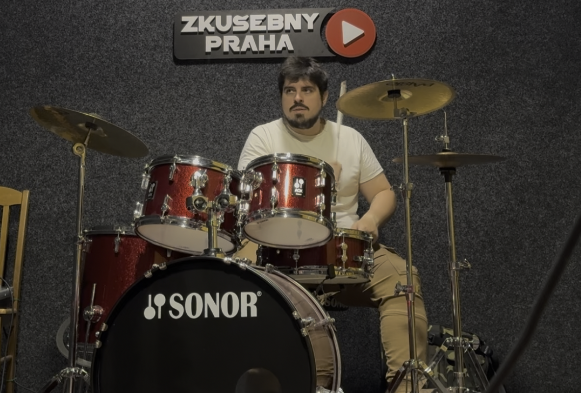 Dimitris, The Nunchakus